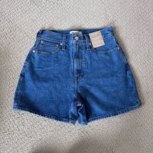 NWT Madewell The Momjean Short